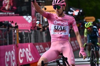 Tadej Pogacar voit la vie en rose sur le Giro KEYSTONE/EPA/LUCA ZENNARO